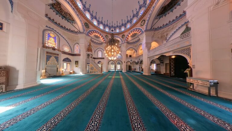 ditib-sehitlik-moschee-2.jpg