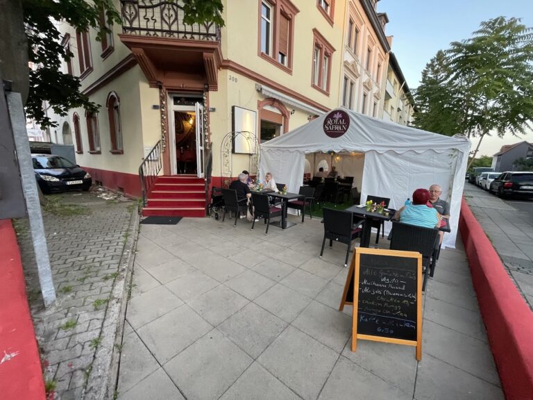 joinhalal-royal-safran-frankfurt_6.jpg