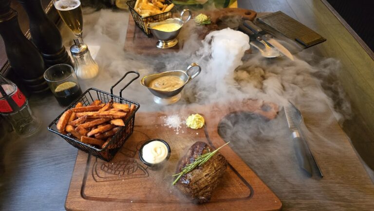 joinhalal_Steak_Bros_Frankfurt_2.jpg